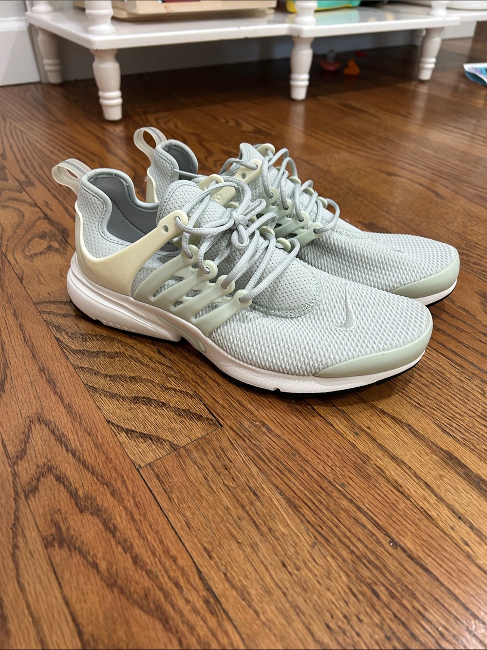 Nike Women's Presto Lace-Up Knit Sneakers